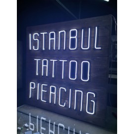 Tatto Neon Tabela